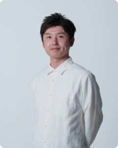 ドットコム・マーケティングデザイナー:阿部